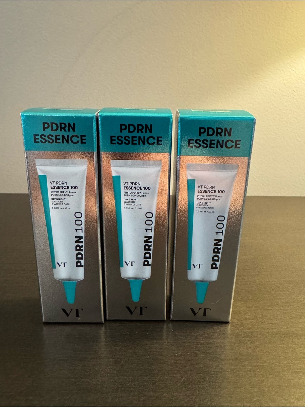 VT Cosmetics VT PDRN Essence 100 .33 oz 10 ml Travel Size NIB Sealed 6/28 X3